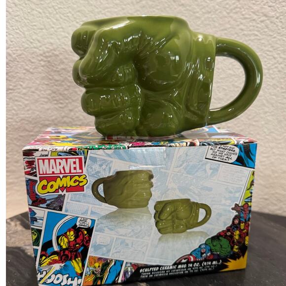 MARVEL COMICS NIB Sculpted Ceramic HULK 14 oz Mug - Picture 3 of 10
